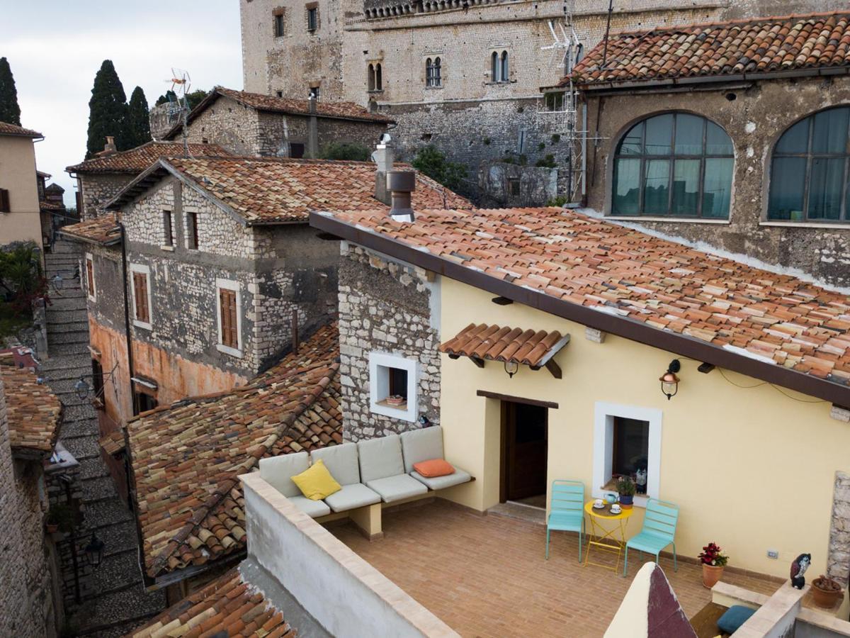 Aurora Medieval House Sermoneta Eksteriør billede